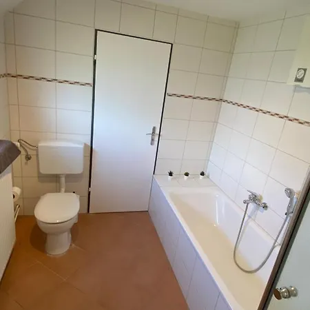 Rysum Casa de Férias *